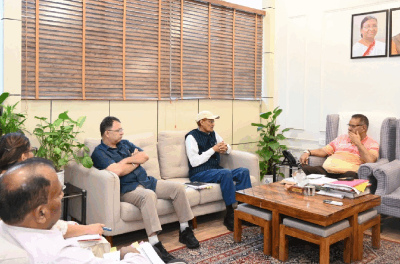 Screenshot_20250912_224105_WhatsAppBusiness-800x445